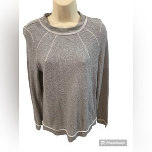 Chelsea & Violet‎ Sweater Gray Women’s Size Large